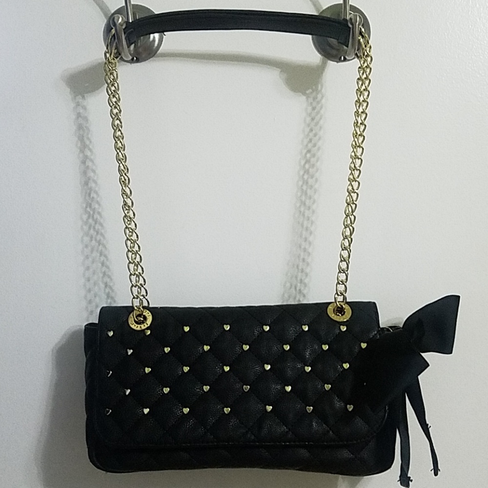Betsey Johnson 2 way quilted bow bag